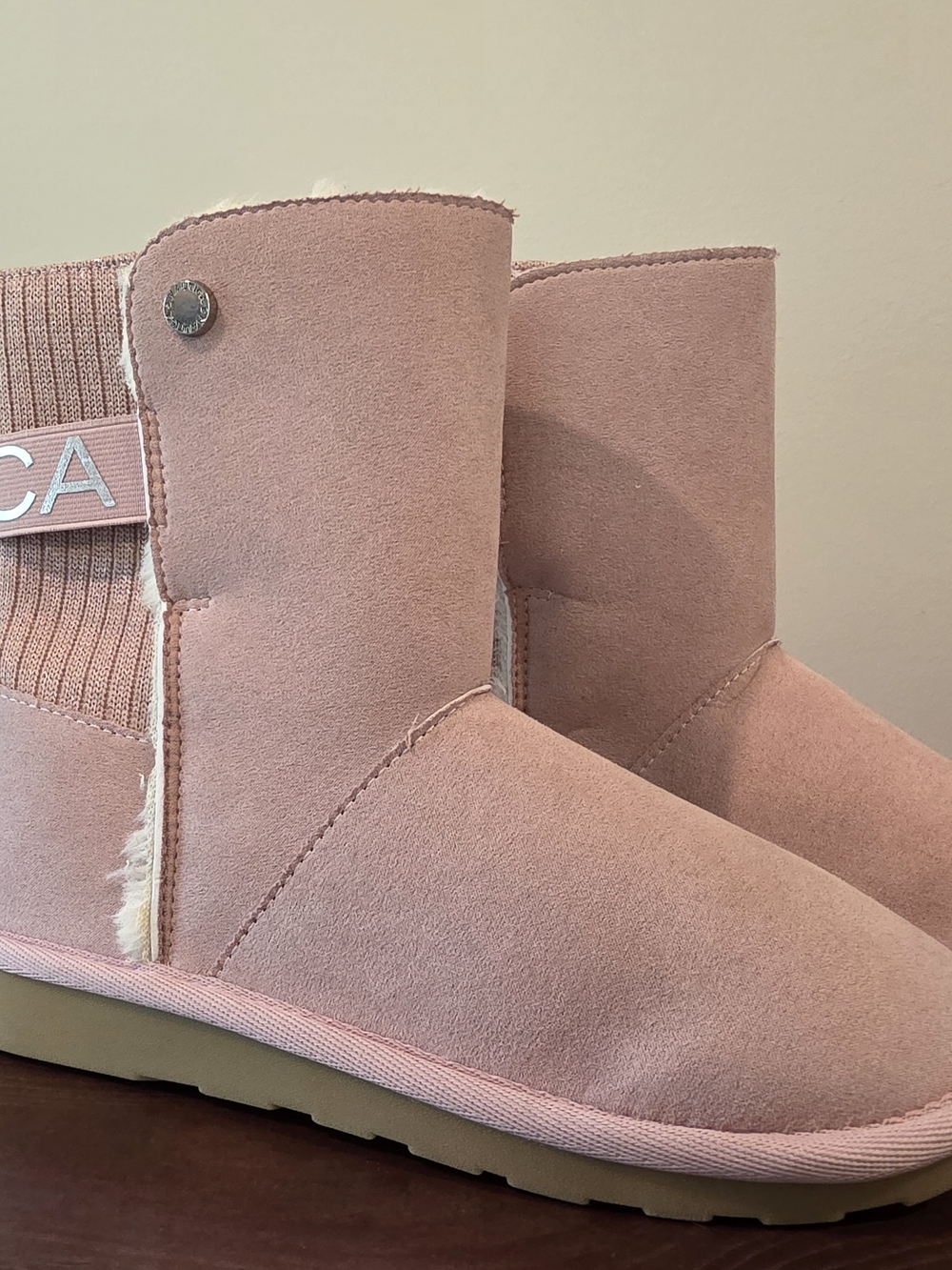 New! Girls Size 3 Cozy Nautica Pink Suede Short Shearling Boots